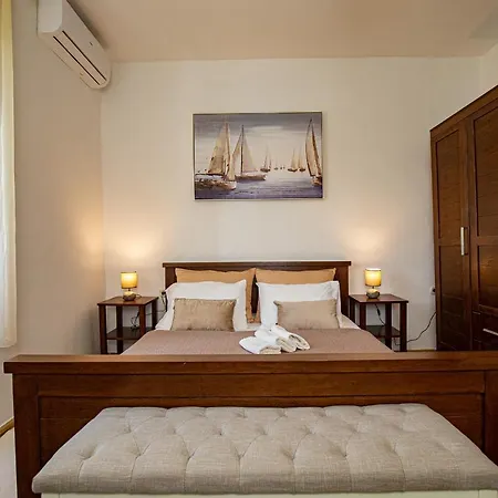 Frane Villa